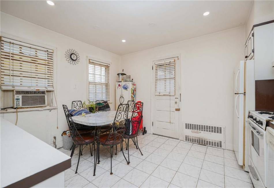 1274 5th Street, Brooklyn, New York 11230, 3 Bedrooms Bedrooms, ,3 BathroomsBathrooms,Residential,For Sale,5th,487720