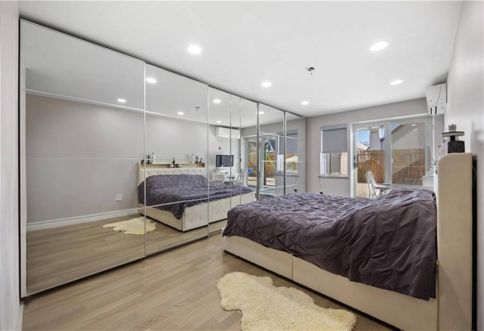 2511 Ocean Avenue, Brooklyn, New York 11229, 2 Bedrooms Bedrooms, ,2 BathroomsBathrooms,Residential,For Sale,Ocean,489481