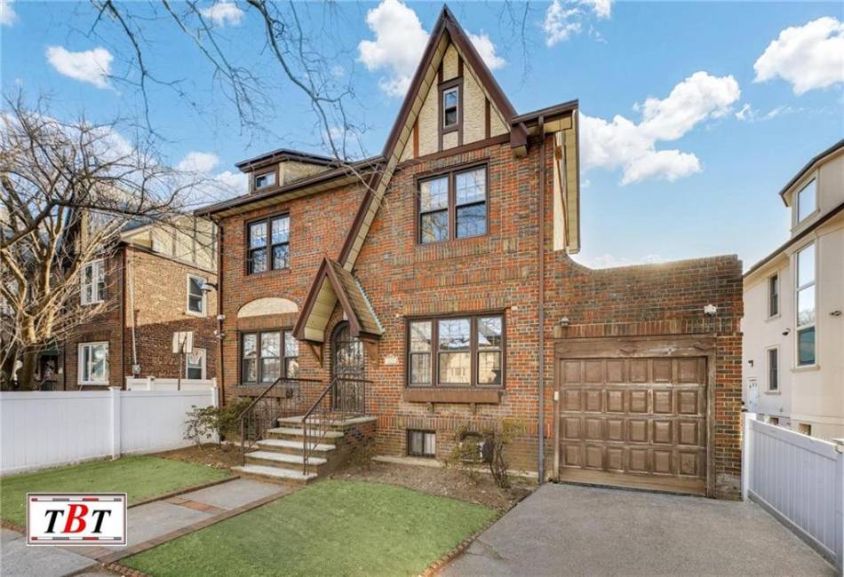 1674 Ryder Street, Brooklyn, New York 11234, 3 Bedrooms Bedrooms, ,2 BathroomsBathrooms,Residential,For Sale,Ryder,489483