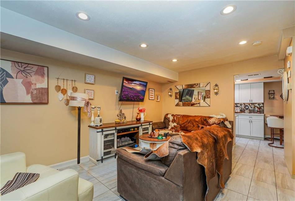 12 Bunnell Court, Staten Island, New York 10312, 2 Bedrooms Bedrooms, ,2 BathroomsBathrooms,Residential,For Sale,Bunnell,489491