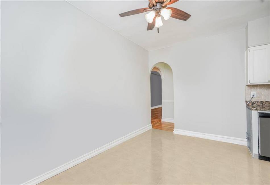868 7th Street, Brooklyn, New York 11230, 1 Bedroom Bedrooms, ,1 BathroomBathrooms,Residential,For Sale,7th,489444