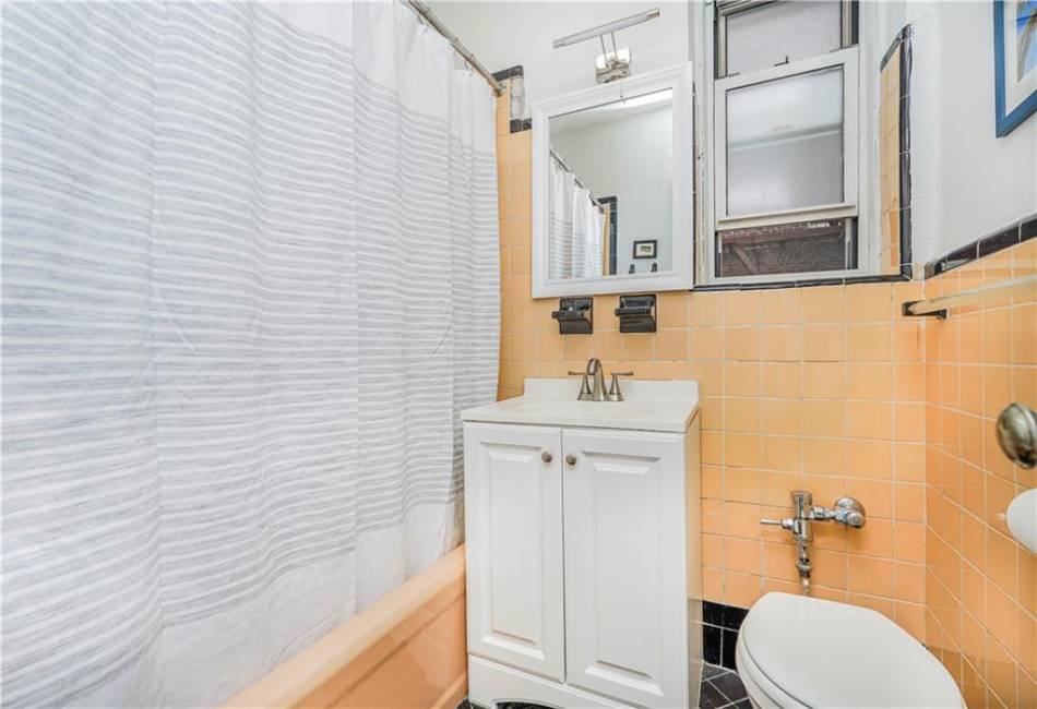 868 7th Street, Brooklyn, New York 11230, 1 Bedroom Bedrooms, ,1 BathroomBathrooms,Residential,For Sale,7th,489444