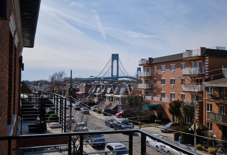 97 Battery Avenue, Brooklyn, New York 11209, 3 Bedrooms Bedrooms, ,2 BathroomsBathrooms,Residential,For Sale,Battery,489506