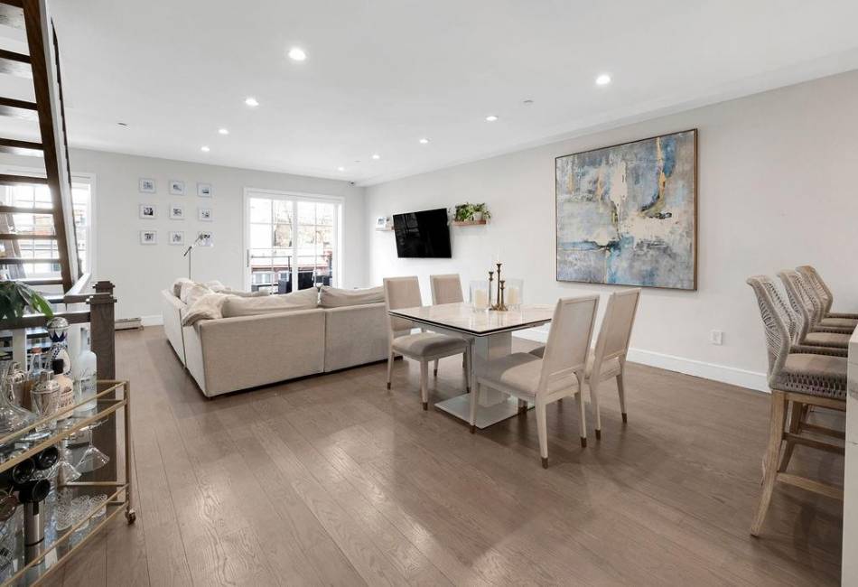 97 Battery Avenue, Brooklyn, New York 11209, 3 Bedrooms Bedrooms, ,2 BathroomsBathrooms,Residential,For Sale,Battery,489506
