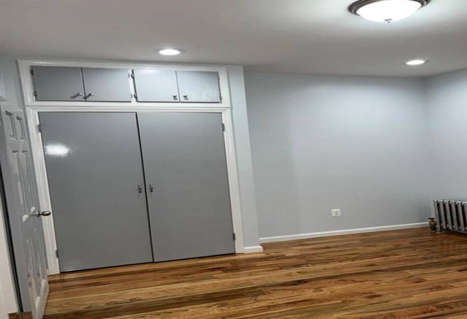 2299 Strauss Street, Brooklyn, New York 11212, 2 Bedrooms Bedrooms, ,1 BathroomBathrooms,Rental,For Sale,Strauss,489508