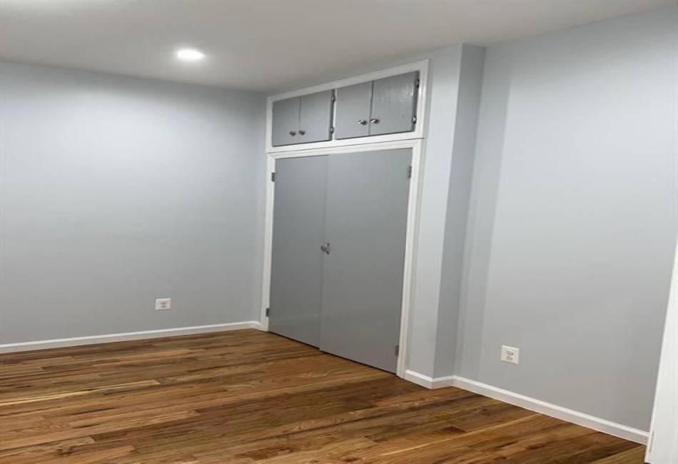 2299 Strauss Street, Brooklyn, New York 11212, 2 Bedrooms Bedrooms, ,1 BathroomBathrooms,Rental,For Sale,Strauss,489508