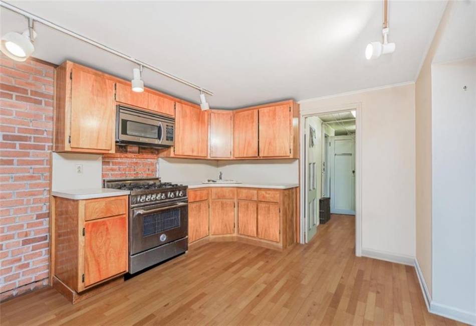 405A 20th Street, Brooklyn, New York 11215, 3 Bedrooms Bedrooms, ,3 BathroomsBathrooms,Residential,For Sale,20th,489545
