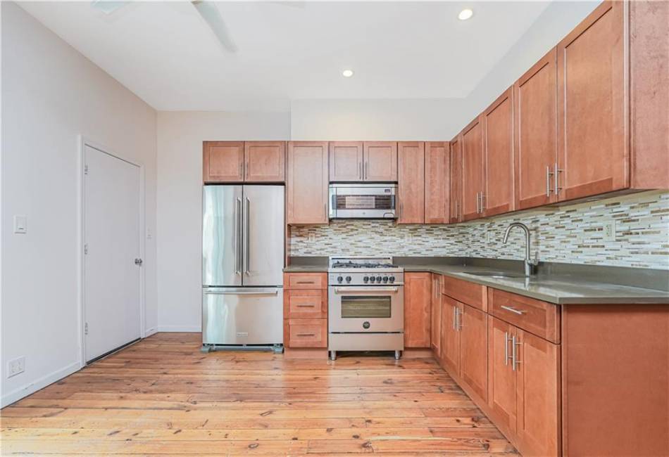 405A 20th Street, Brooklyn, New York 11215, 3 Bedrooms Bedrooms, ,3 BathroomsBathrooms,Residential,For Sale,20th,489545