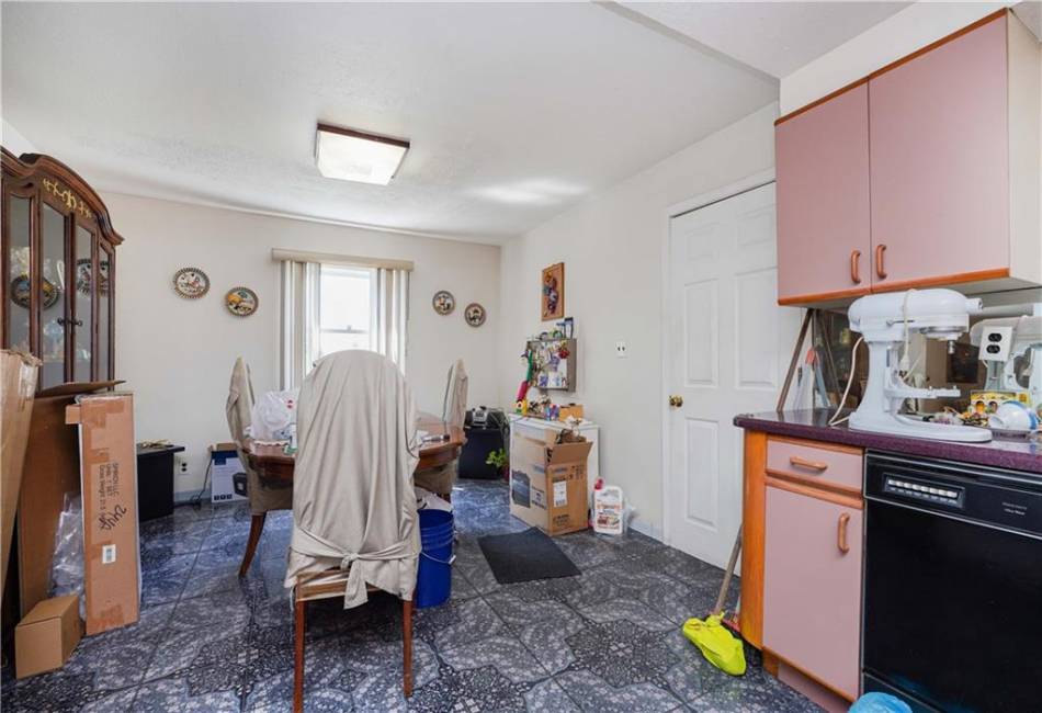 2594 40th Street, Woodside, New York 11377, 3 Bedrooms Bedrooms, ,2 BathroomsBathrooms,Residential,For Sale,40th,489547