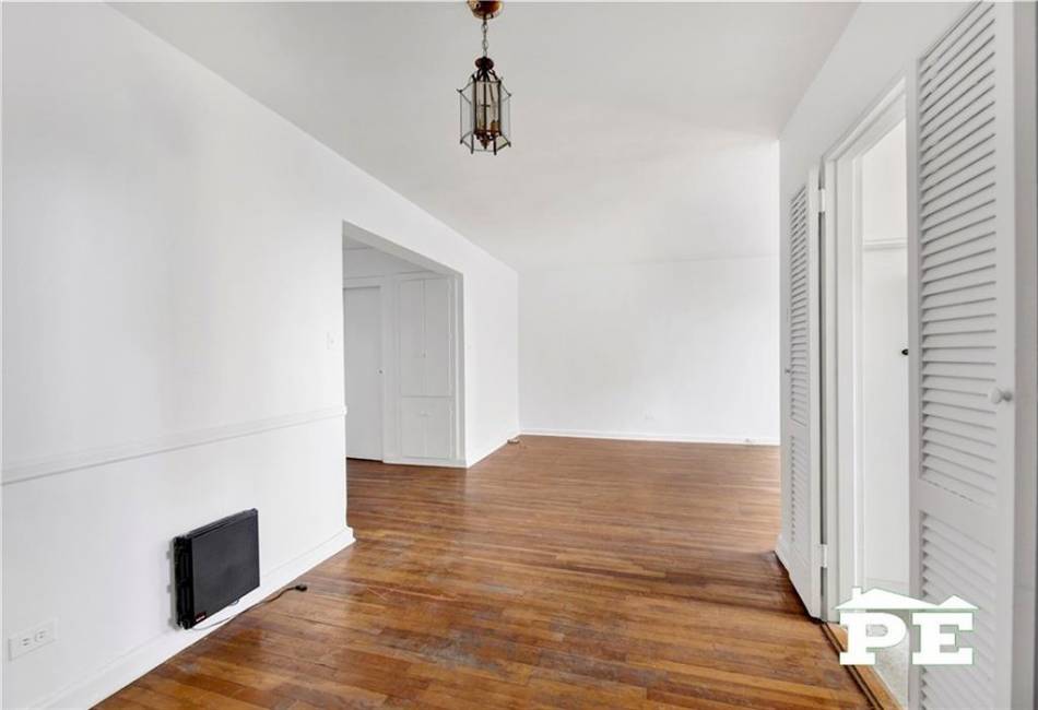 414 Elmwood Avenue, Brooklyn, New York 11230, 1 Bedroom Bedrooms, ,1 BathroomBathrooms,Residential,For Sale,Elmwood,489555
