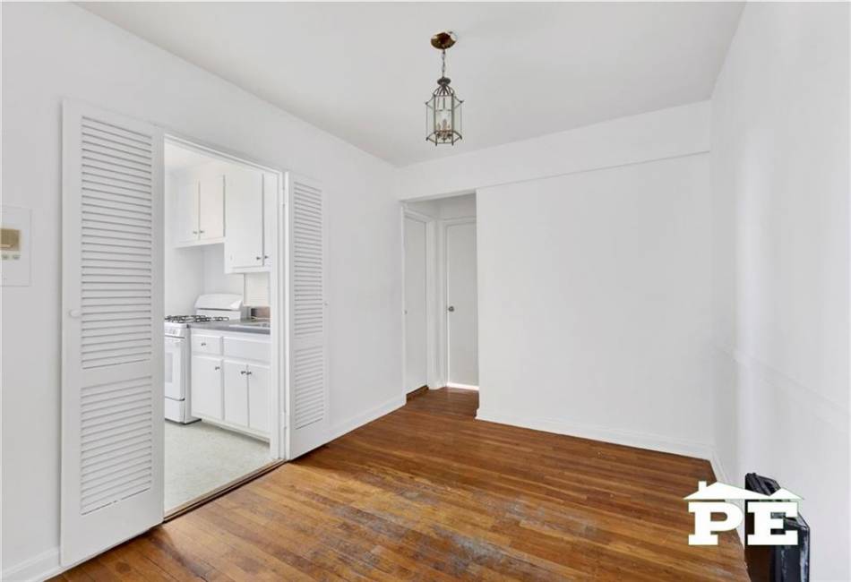 414 Elmwood Avenue, Brooklyn, New York 11230, 1 Bedroom Bedrooms, ,1 BathroomBathrooms,Residential,For Sale,Elmwood,489555