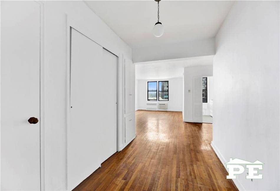 414 Elmwood Avenue, Brooklyn, New York 11230, 1 Bedroom Bedrooms, ,1 BathroomBathrooms,Residential,For Sale,Elmwood,489555