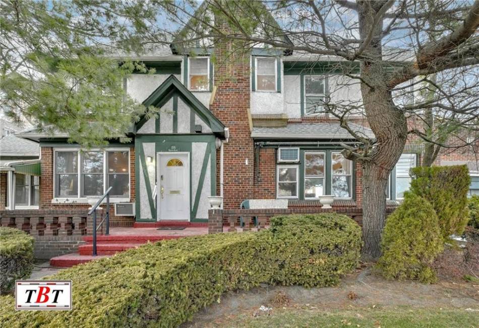 3715 Bedford Avenue, Brooklyn, New York 11229, 4 Bedrooms Bedrooms, ,5 BathroomsBathrooms,Residential,For Sale,Bedford,489562