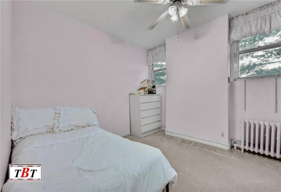 3715 Bedford Avenue, Brooklyn, New York 11229, 4 Bedrooms Bedrooms, ,5 BathroomsBathrooms,Residential,For Sale,Bedford,489562