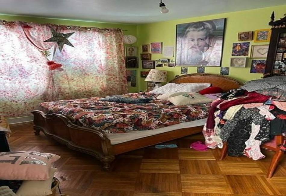 29 veronica Place, Brooklyn, New York 11226, 3 Bedrooms Bedrooms, ,2 BathroomsBathrooms,Residential,For Sale,veronica,489584