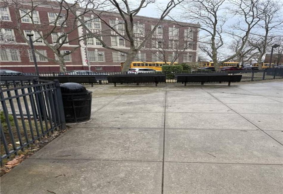 2250 Brigham Street, Brooklyn, New York 11229, 3 Bedrooms Bedrooms, ,1 BathroomBathrooms,Residential,For Sale,Brigham,489585