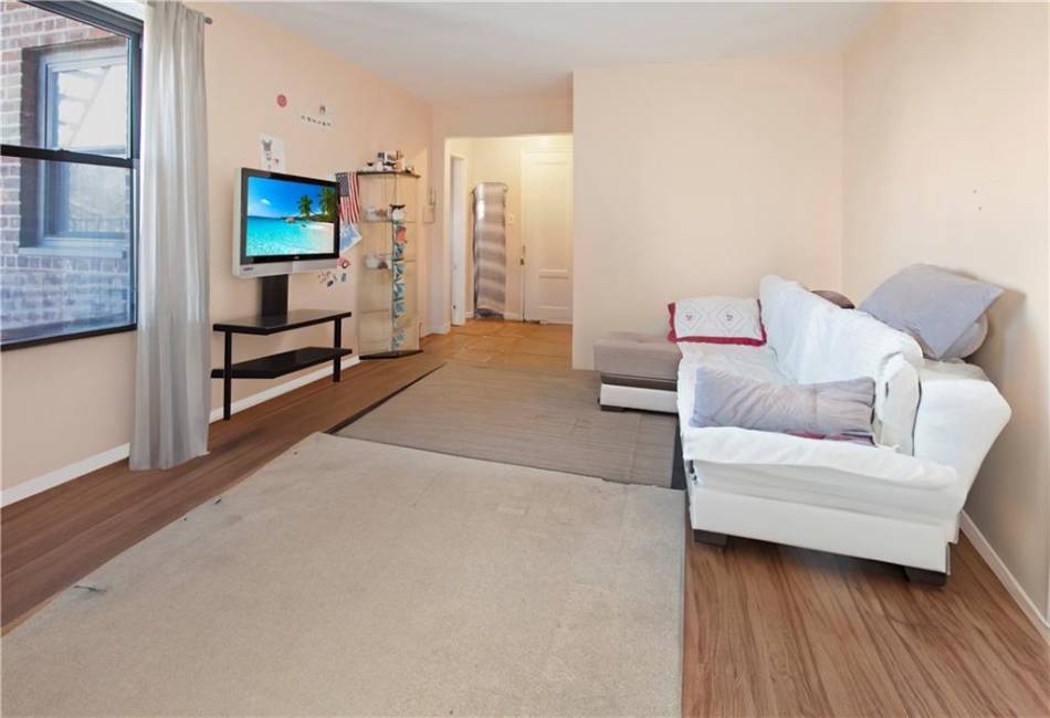 2807 Kings Highway, Brooklyn, New York 11229, 1 Bedroom Bedrooms, ,1 BathroomBathrooms,Residential,For Sale,Kings,489591