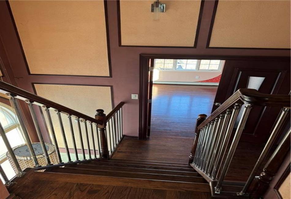 70 Freeborn Street, New York, New York 10305, ,Residential,For Sale,Freeborn,489597