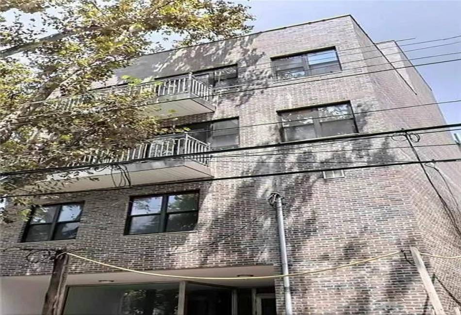 935 57th Street, Brooklyn, New York 11219, 3 Bedrooms Bedrooms, ,2 BathroomsBathrooms,Residential,For Sale,57th,489384
