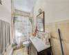 449 Revere Avenue, Bronx, New York 10465, 6 Bedrooms Bedrooms, ,3 BathroomsBathrooms,Residential,For Sale,Revere,489548