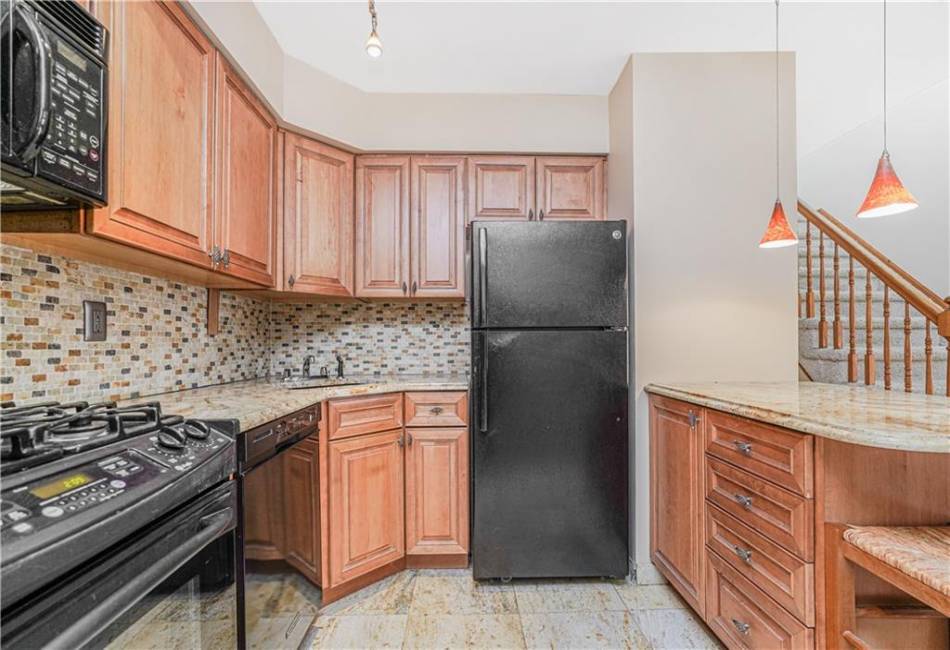 122 Prospect Park, Brooklyn, New York 11218, 2 Bedrooms Bedrooms, ,2 BathroomsBathrooms,Residential,For Sale,Prospect,489590