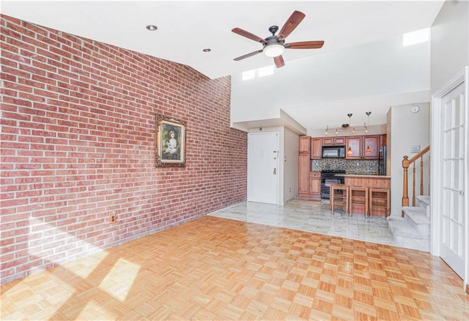 122 Prospect Park, Brooklyn, New York 11218, 2 Bedrooms Bedrooms, ,2 BathroomsBathrooms,Residential,For Sale,Prospect,489590