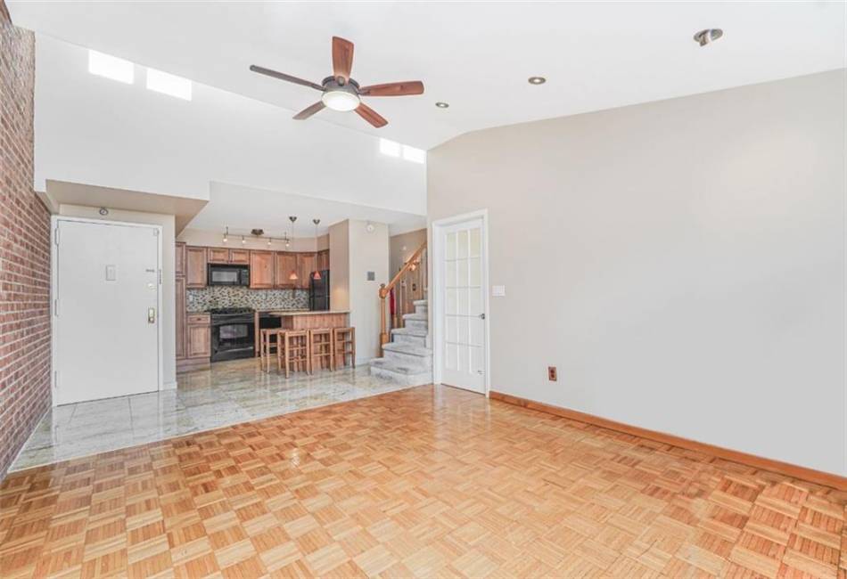 122 Prospect Park, Brooklyn, New York 11218, 2 Bedrooms Bedrooms, ,2 BathroomsBathrooms,Residential,For Sale,Prospect,489590