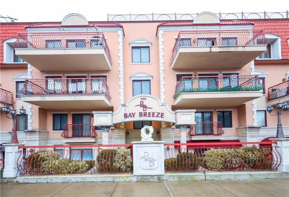 3165 Emmons Avenue, Brooklyn, New York 11235, 1 Bedroom Bedrooms, ,1 BathroomBathrooms,Residential,For Sale,Emmons,489599