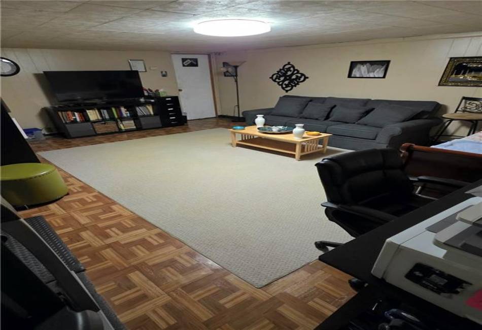 692 Sackman Street, Brooklyn, New York 11212, 3 Bedrooms Bedrooms, ,2 BathroomsBathrooms,Residential,For Sale,Sackman,489601