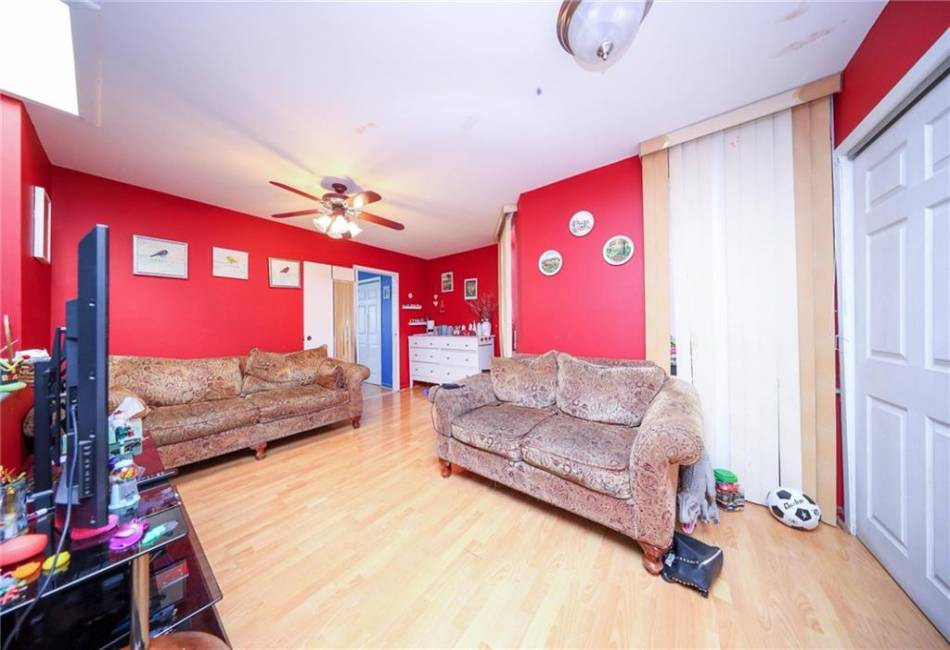 1505 Gravesend Neck Road, Brooklyn, New York 11229, ,Mixed Use,For Sale,Gravesend Neck,489604