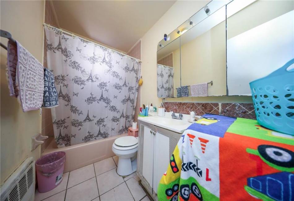 1505 Gravesend Neck Road, Brooklyn, New York 11229, ,Mixed Use,For Sale,Gravesend Neck,489604