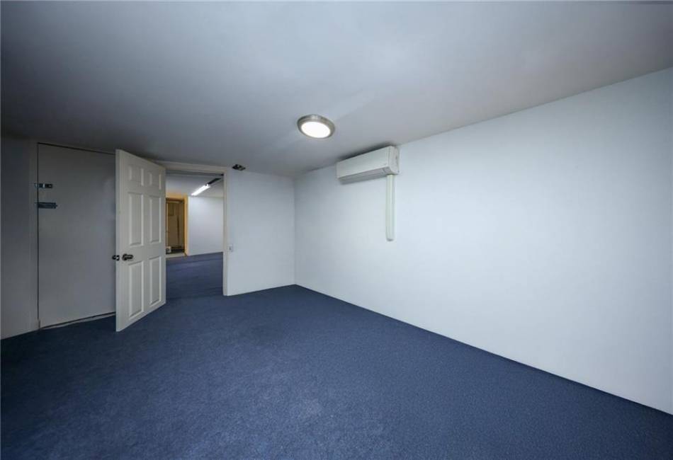 1505 Gravesend Neck Road, Brooklyn, New York 11229, ,Mixed Use,For Sale,Gravesend Neck,489604
