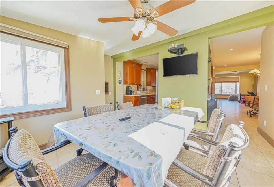 1368 77th Street, Brooklyn, New York 11228, 5 Bedrooms Bedrooms, ,4 BathroomsBathrooms,Residential,For Sale,77th,489519
