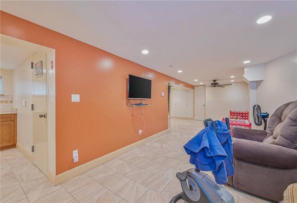 1368 77th Street, Brooklyn, New York 11228, 5 Bedrooms Bedrooms, ,4 BathroomsBathrooms,Residential,For Sale,77th,489519