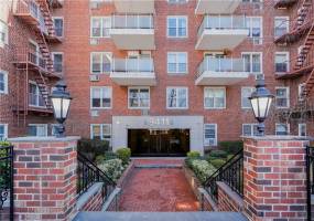 9411 Shore Road, Brooklyn, New York 11209, 2 Bedrooms Bedrooms, ,1 BathroomBathrooms,Residential,For Sale,Shore,489623