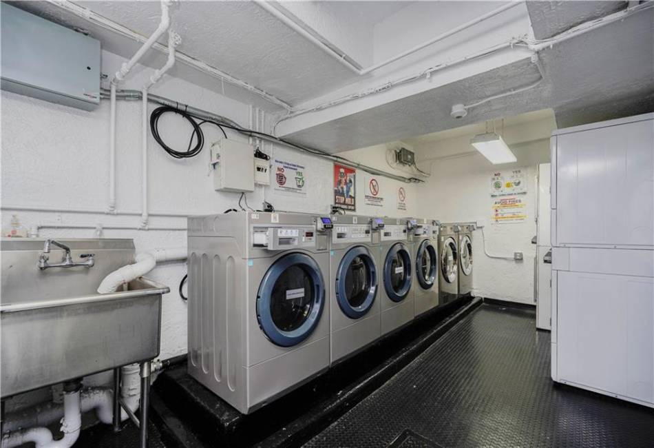 9411 Shore Road, Brooklyn, New York 11209, 2 Bedrooms Bedrooms, ,1 BathroomBathrooms,Residential,For Sale,Shore,489623