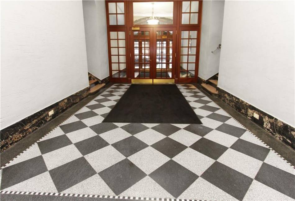 7002 Ridge Boulevard, Brooklyn, New York 11209, 1 Bedroom Bedrooms, ,1 BathroomBathrooms,Residential,For Sale,Ridge,489625