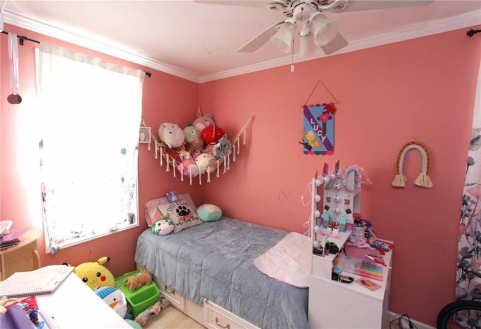 2212 Plumb 1st Street, Brooklyn, New York 11229, 3 Bedrooms Bedrooms, ,1 BathroomBathrooms,Residential,For Sale,Plumb 1st,489627