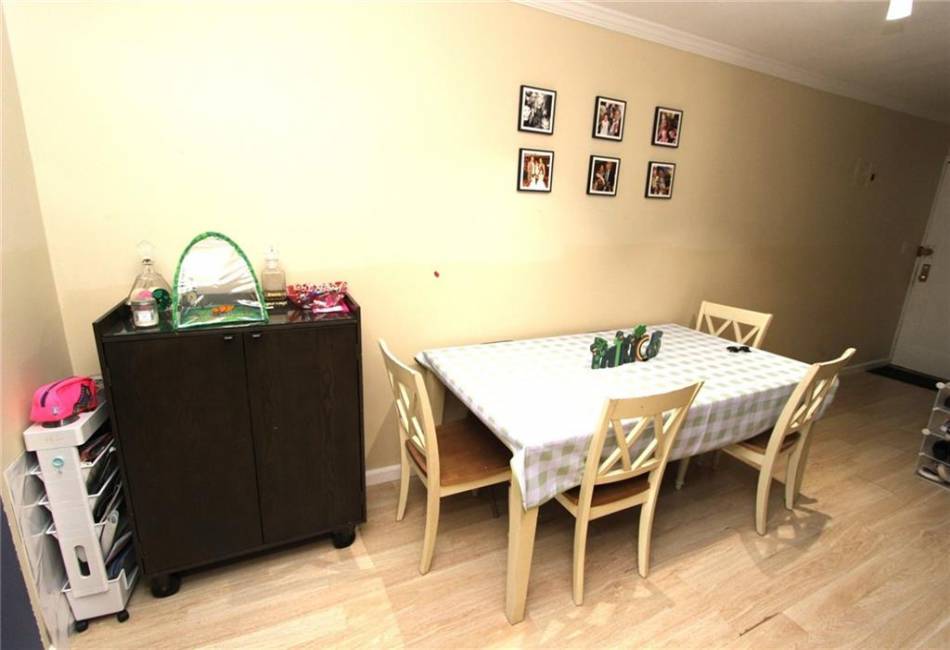 2212 Plumb 1st Street, Brooklyn, New York 11229, 3 Bedrooms Bedrooms, ,1 BathroomBathrooms,Residential,For Sale,Plumb 1st,489627