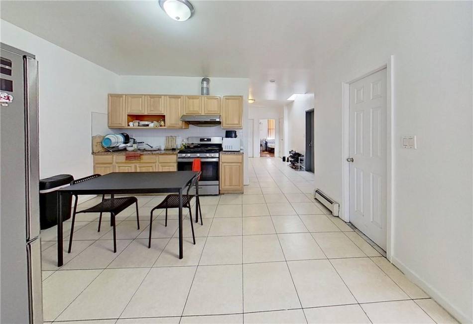 761 39th Street, Brooklyn, New York 11233, ,6 BathroomsBathrooms,Residential,For Sale,39th,489632
