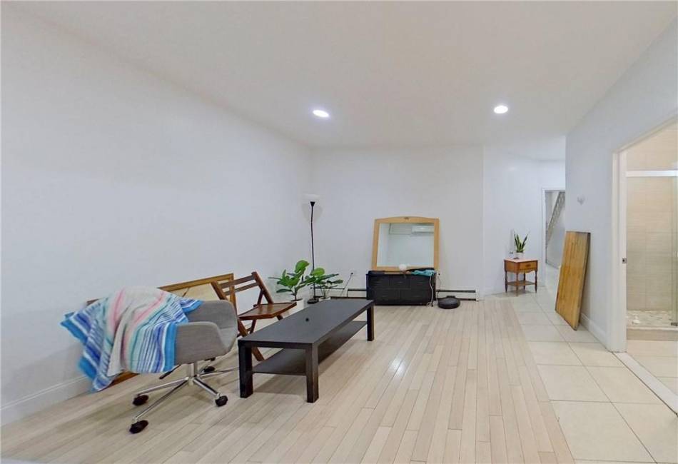 761 39th Street, Brooklyn, New York 11233, ,6 BathroomsBathrooms,Residential,For Sale,39th,489632