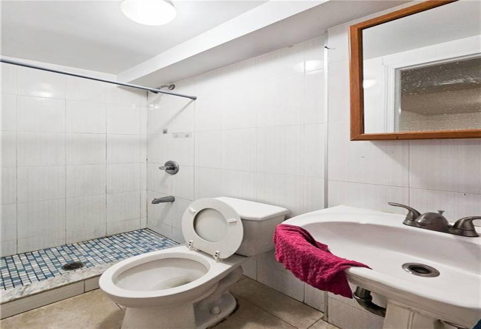 761 39th Street, Brooklyn, New York 11233, ,6 BathroomsBathrooms,Residential,For Sale,39th,489632