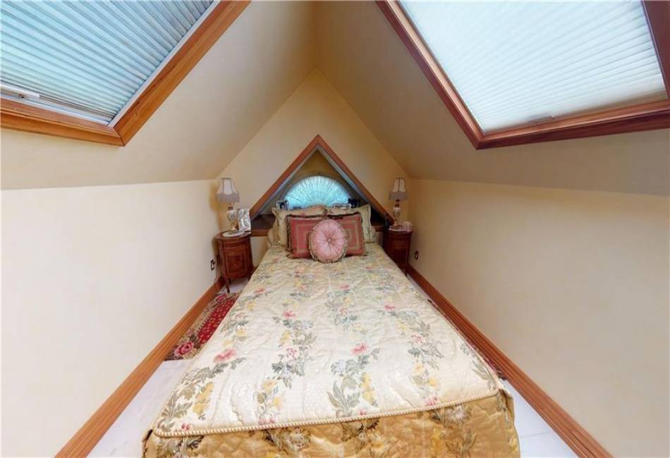 1068 82nd Street, Brooklyn, New York 11228, 3 Bedrooms Bedrooms, ,3 BathroomsBathrooms,Residential,For Sale,82nd,489630