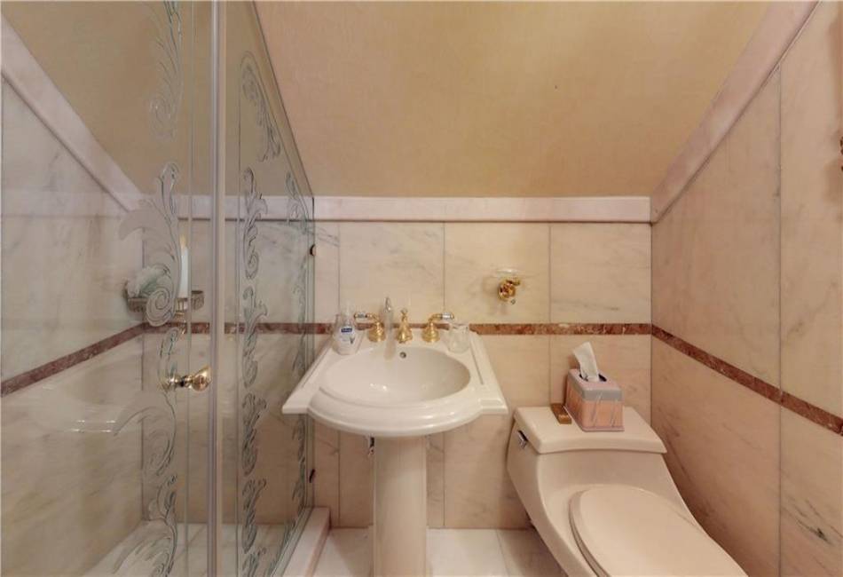 1068 82nd Street, Brooklyn, New York 11228, 3 Bedrooms Bedrooms, ,3 BathroomsBathrooms,Residential,For Sale,82nd,489630