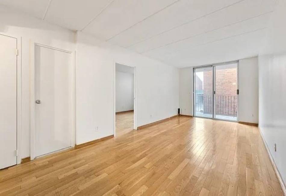 9995 Shore Road, Brooklyn, New York 11209, 1 Bedroom Bedrooms, ,1 BathroomBathrooms,Residential,For Sale,Shore,489635