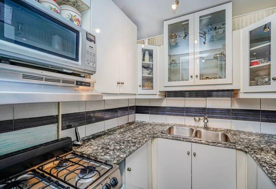 2711 Avenue X, Brooklyn, New York 11235, 1 Bedroom Bedrooms, ,1 BathroomBathrooms,Residential,For Sale,Avenue X,489640