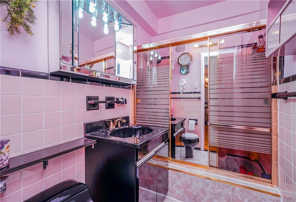 2711 Avenue X, Brooklyn, New York 11235, 1 Bedroom Bedrooms, ,1 BathroomBathrooms,Residential,For Sale,Avenue X,489640