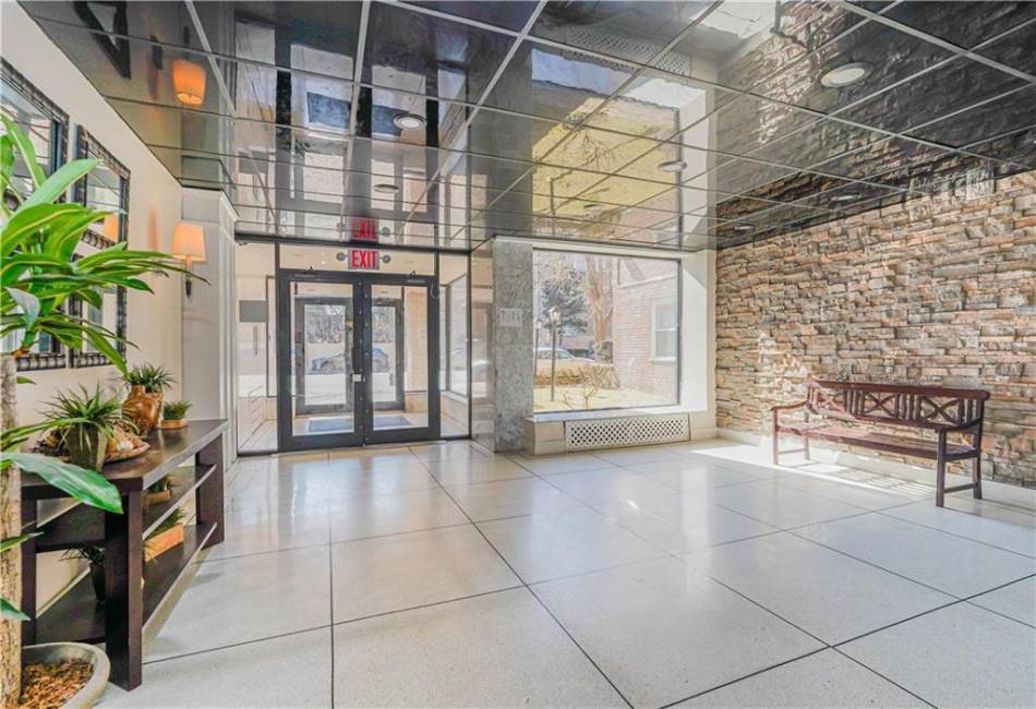 2711 Avenue X, Brooklyn, New York 11235, 1 Bedroom Bedrooms, ,1 BathroomBathrooms,Residential,For Sale,Avenue X,489640