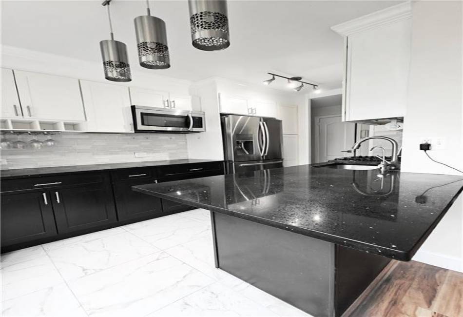 105 Ashland Place, Brooklyn, New York 11201, 1 Bedroom Bedrooms, ,1 BathroomBathrooms,Residential,For Sale,Ashland,489648