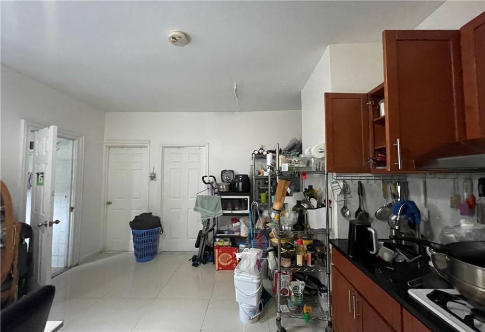 4405 8th Avenue, Brooklyn, New York 11220, ,Mixed Use,For Sale,8th,489368